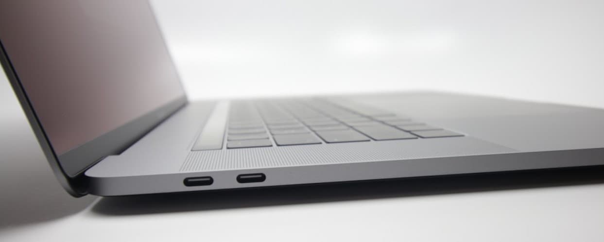 Delivery delays for 15-inch MacBook could indicate impending update