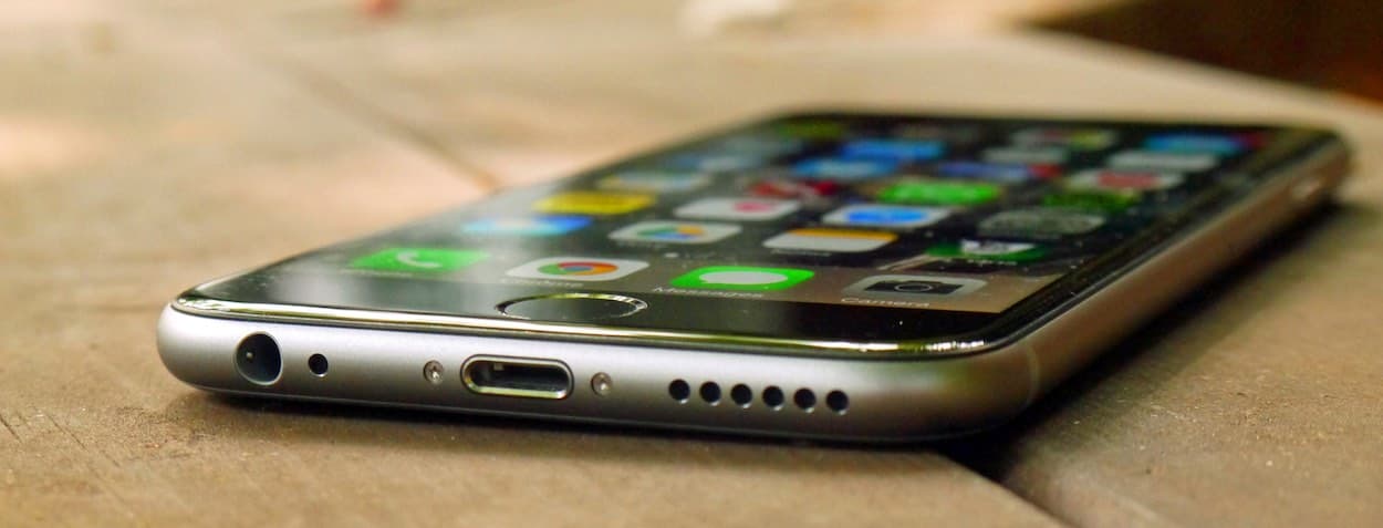 Another leak confirms the iPhone 8 will be huge